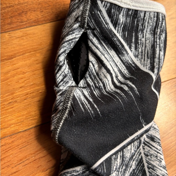 Lululemon Define Jacket - Limited Edition Reversible - Picture 7 of 7